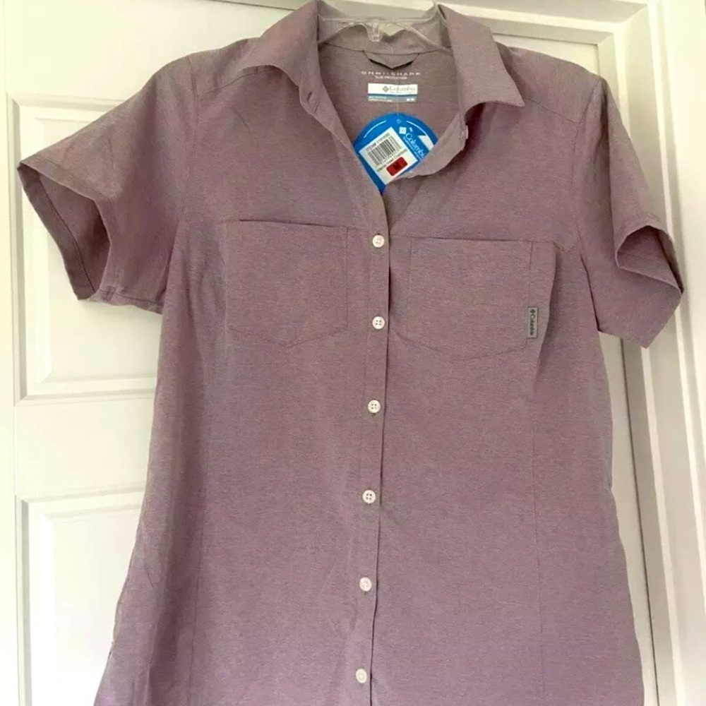 WOMENS Small VIOLET COLUMBIA SHORT SLEEVE TOP
